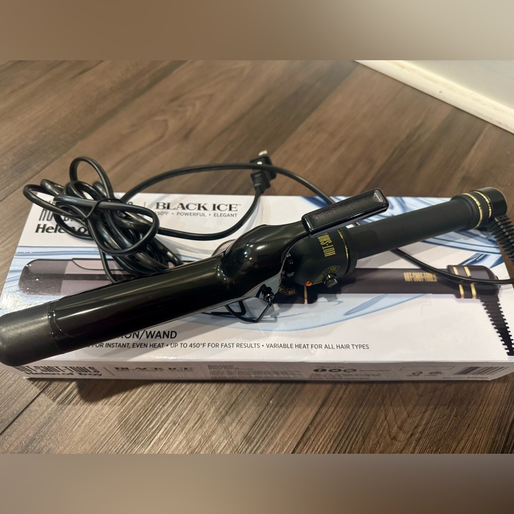 Hot Tools Helen of Troy Black Ice Curling Iron